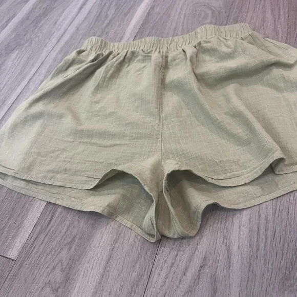 Prettylittlething Green Linen  Beach Shorts SZ USA 10 UK 14 - Picture 7 of 12
